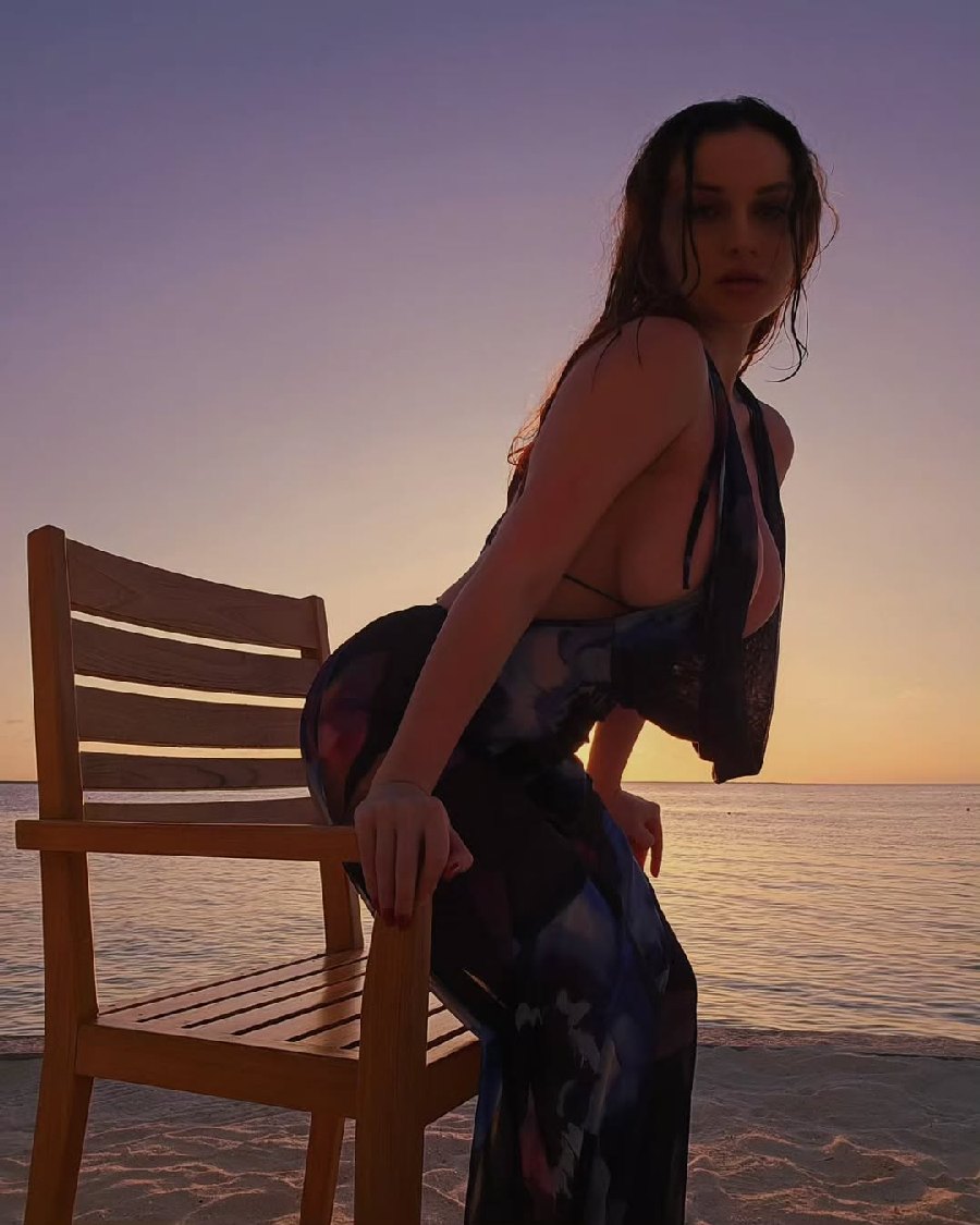 Sexy girl Miranda Faith nude in Haiphong