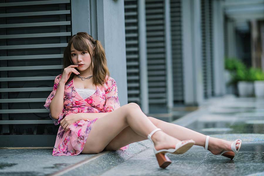 Girls in short dresses in Haiphong